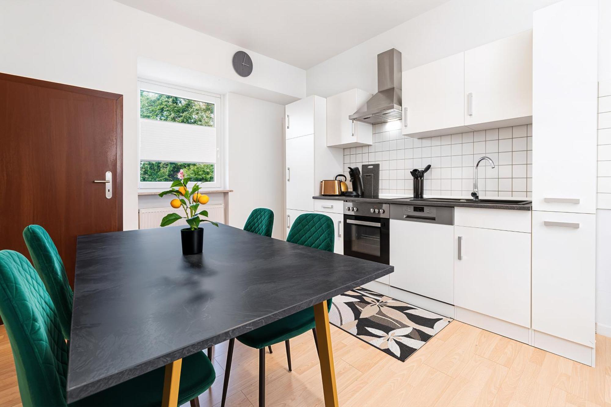 Smart Home - Essen - Perfect For 5 Guests! Central - Balcony - Netflix - Free Parking Zone Eksteriør bilde
